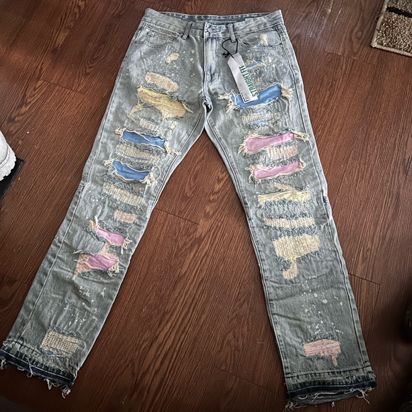 First Row Jeans - Picture 2 of 3